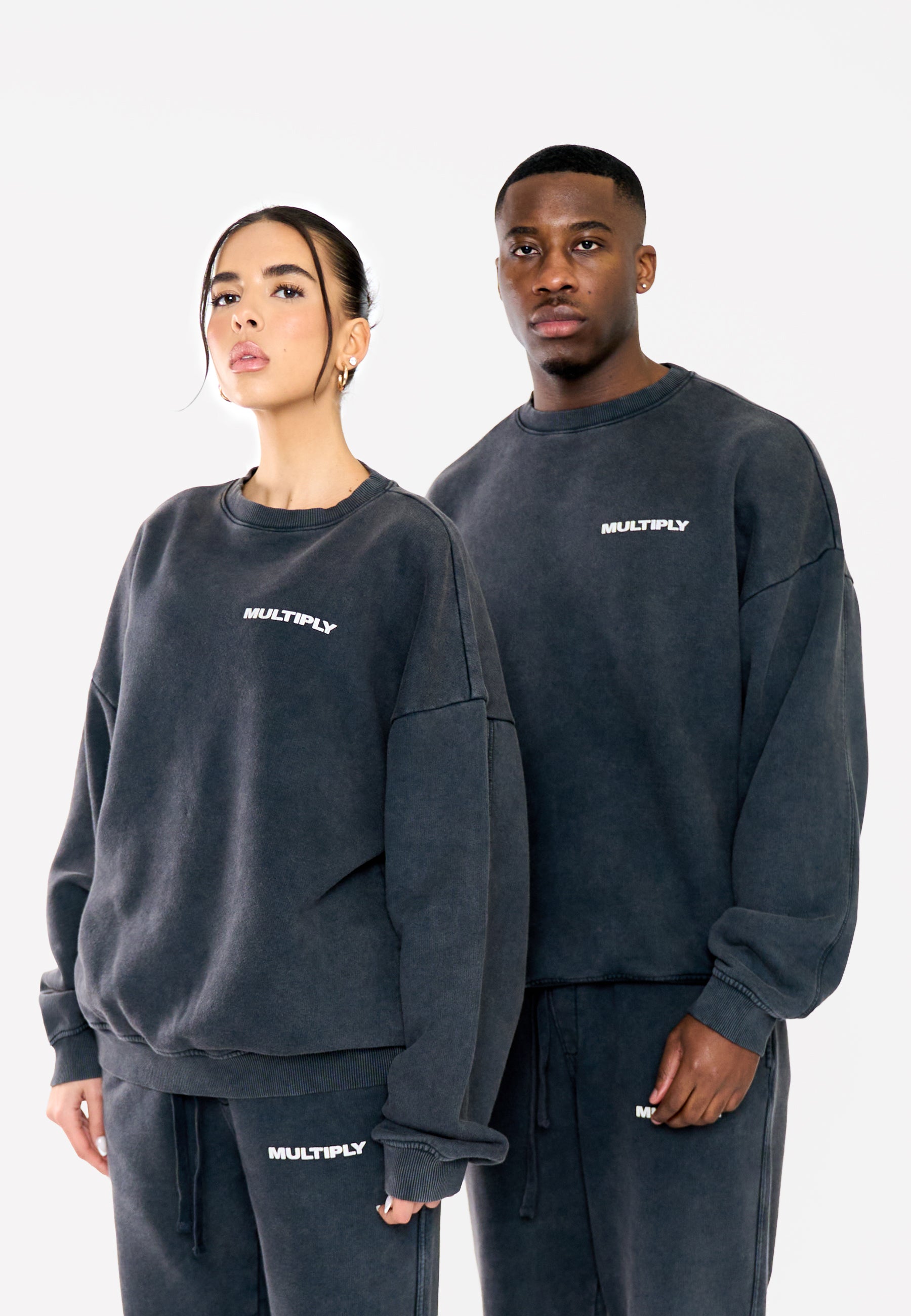 Oversize Sweatshirt MULTIPLY Black Washed