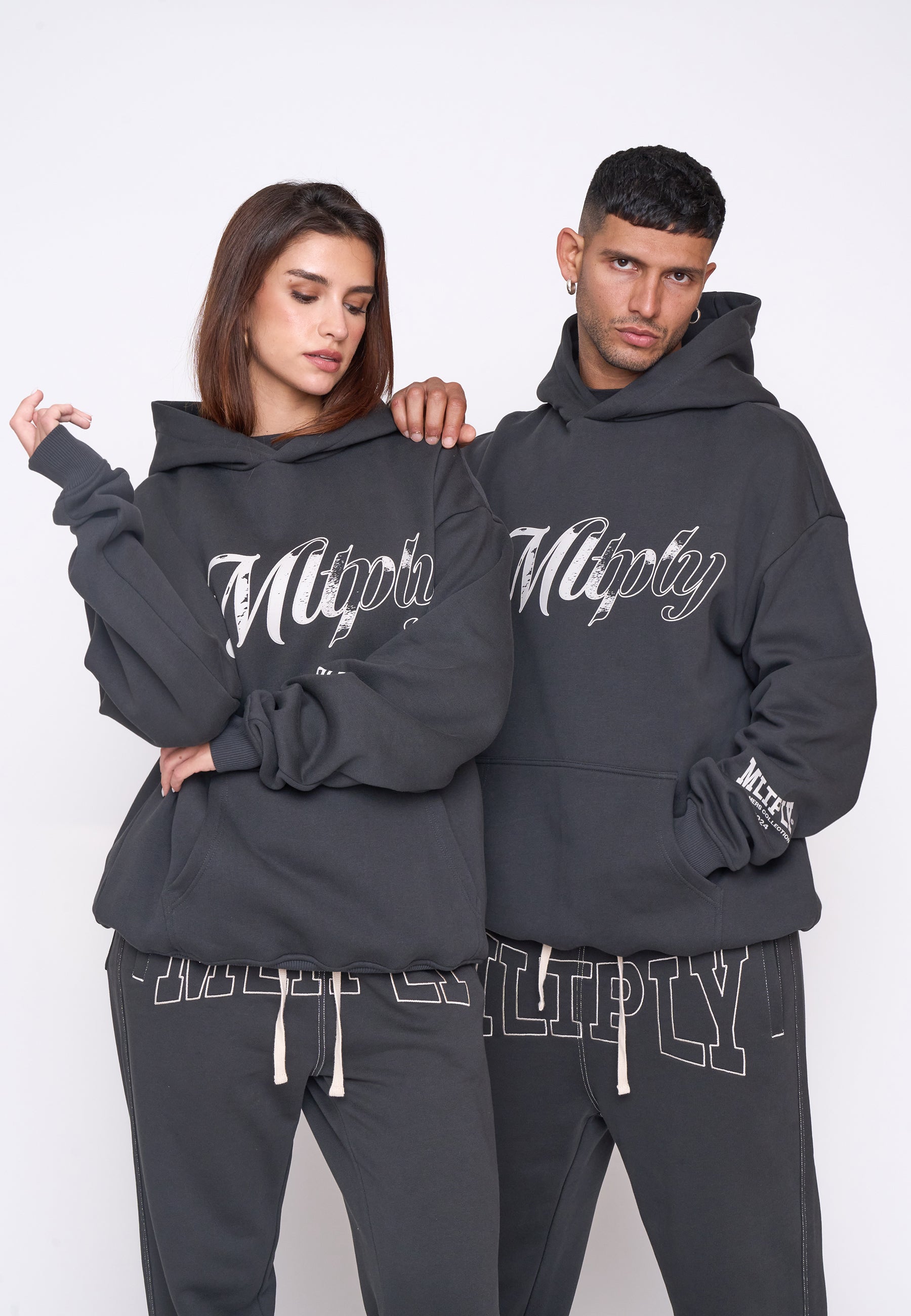 Oversize Hoodie STORIES Black Soda