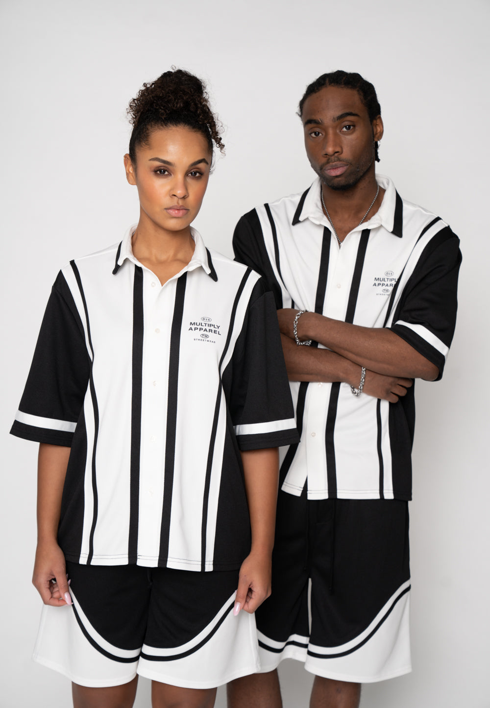 Oversized T-shirt RACE TRACK Pirate Black