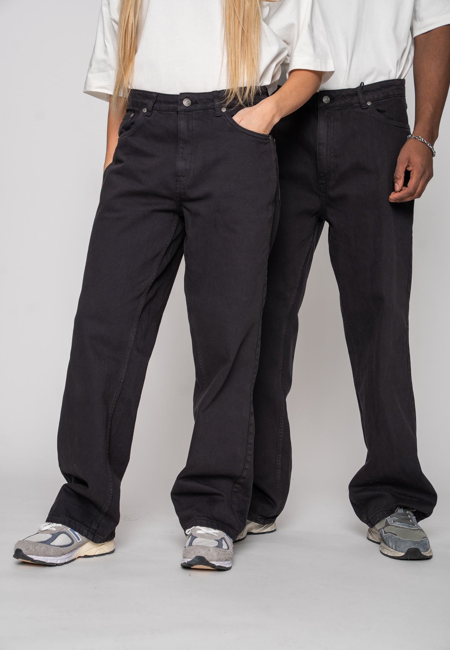 Wide Straight Jeans Black Washed