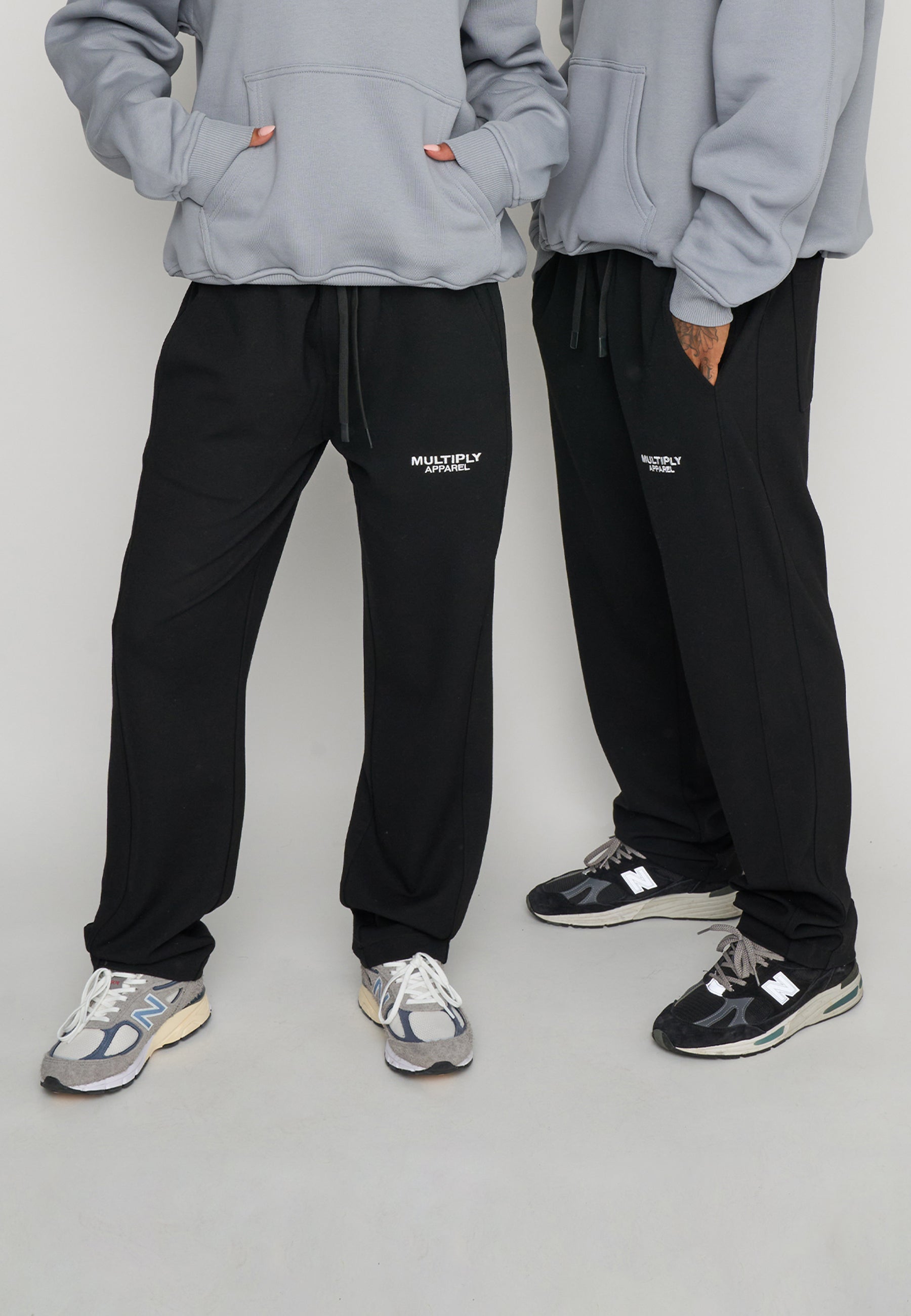 Pants TAILORED MULTIPLY Black
