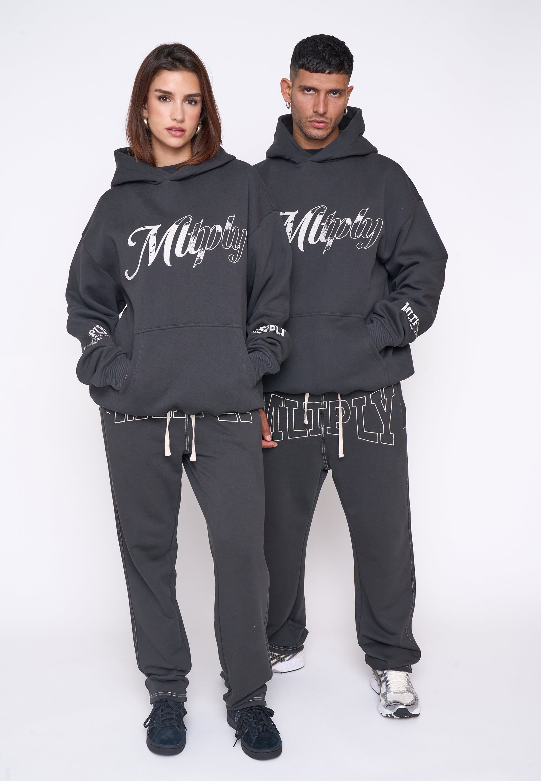 Oversize Hoodie STORIES Black Soda