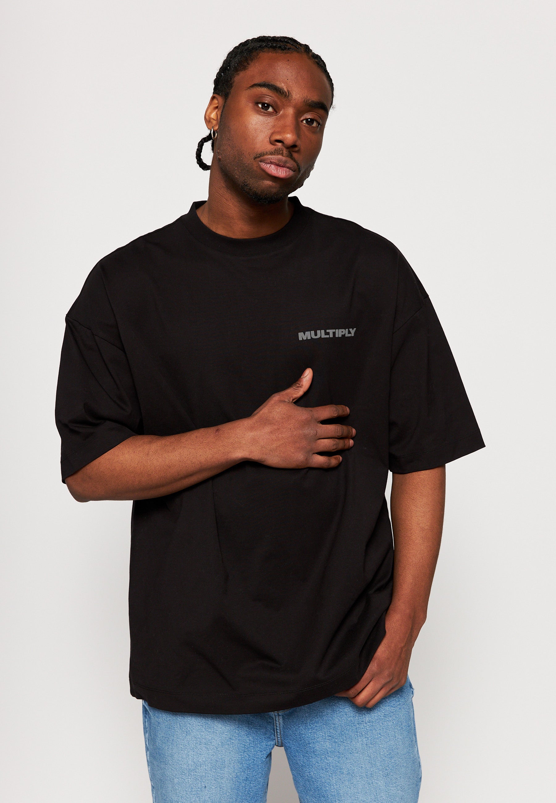 Oversize T-shirt FONT 4 Black 2