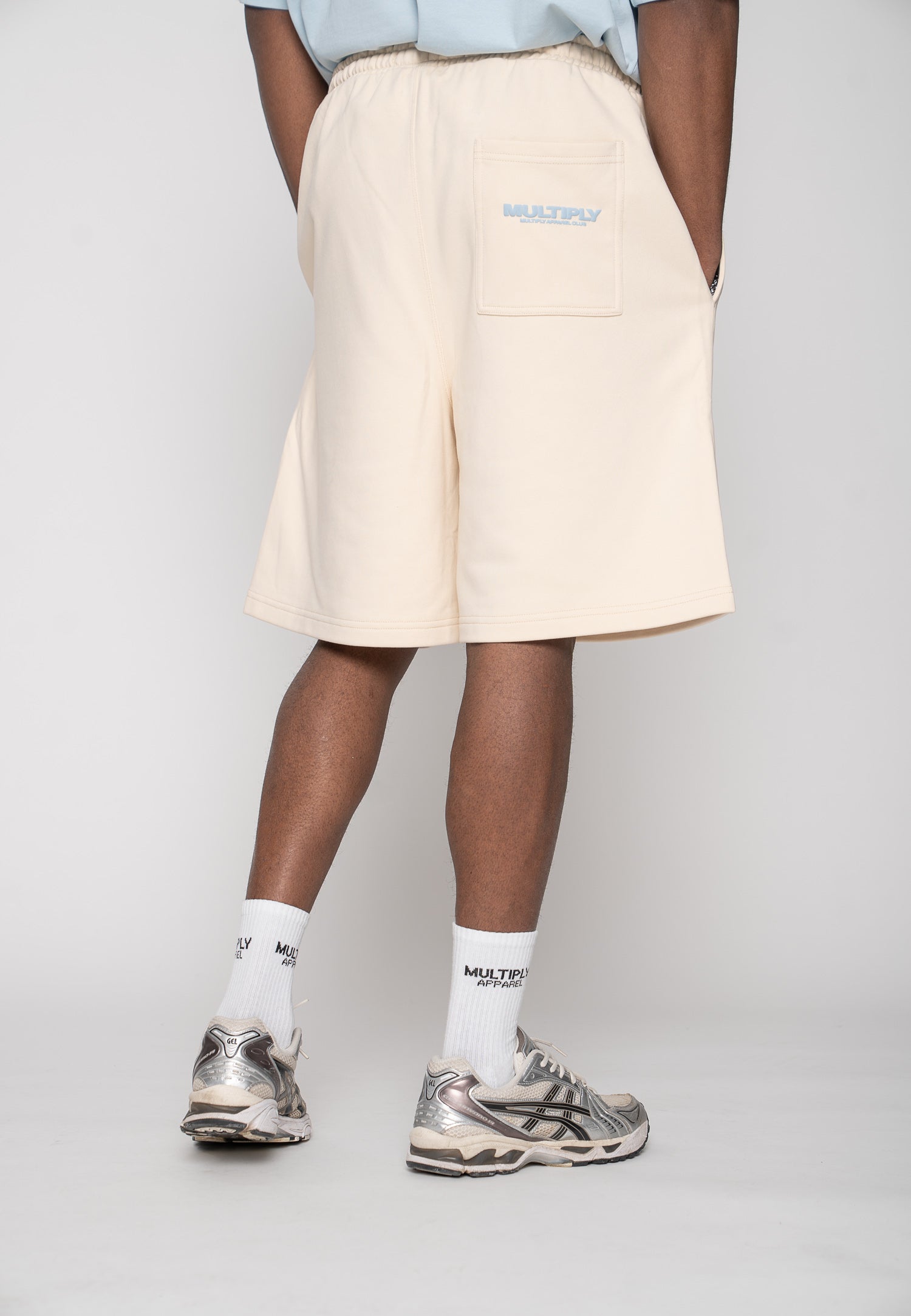 Shorts MULTIPLY White Smoke