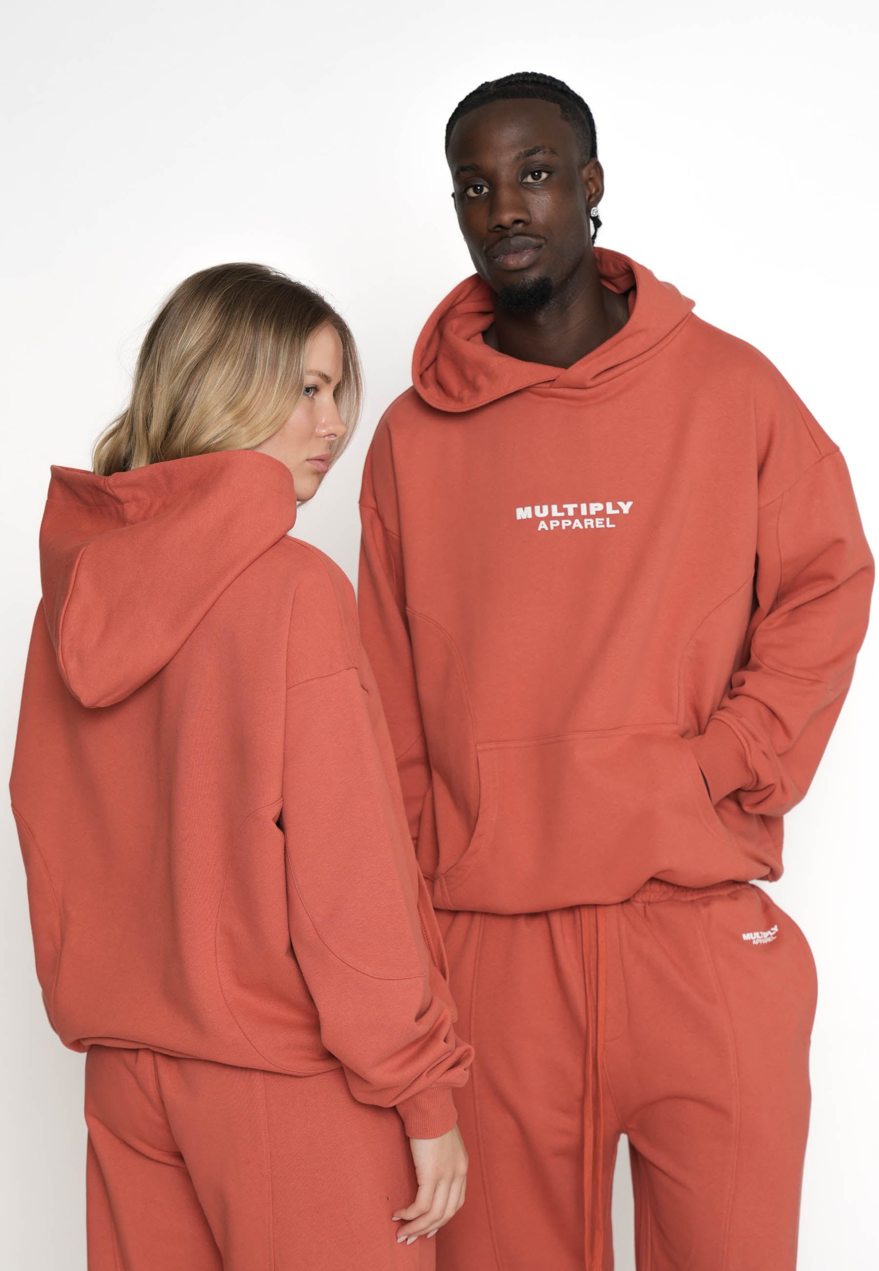 Oversize Hoodie CONTOURED Etruscan Red