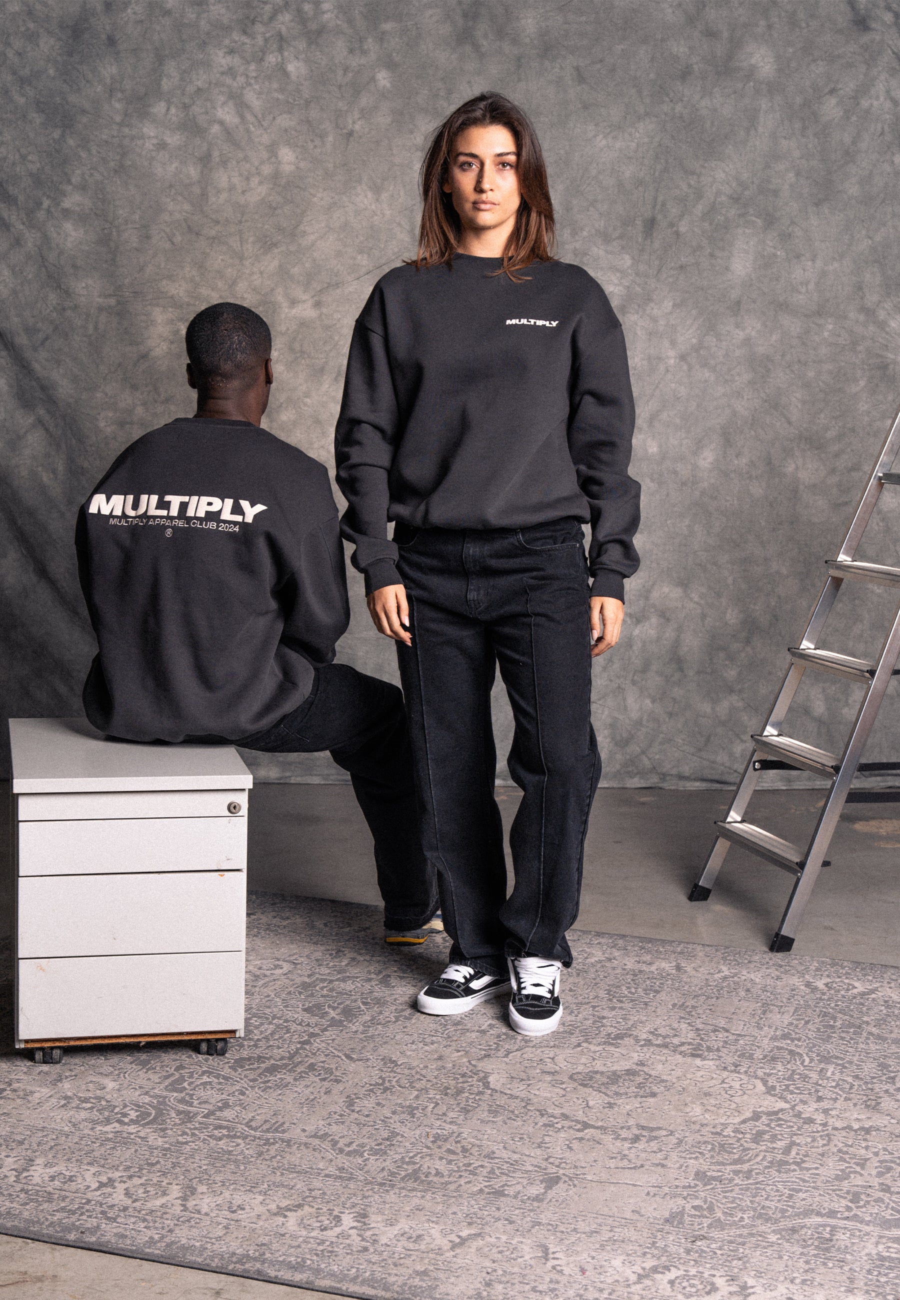 Oversize Sweatshirt MULTIPLY Black Soda