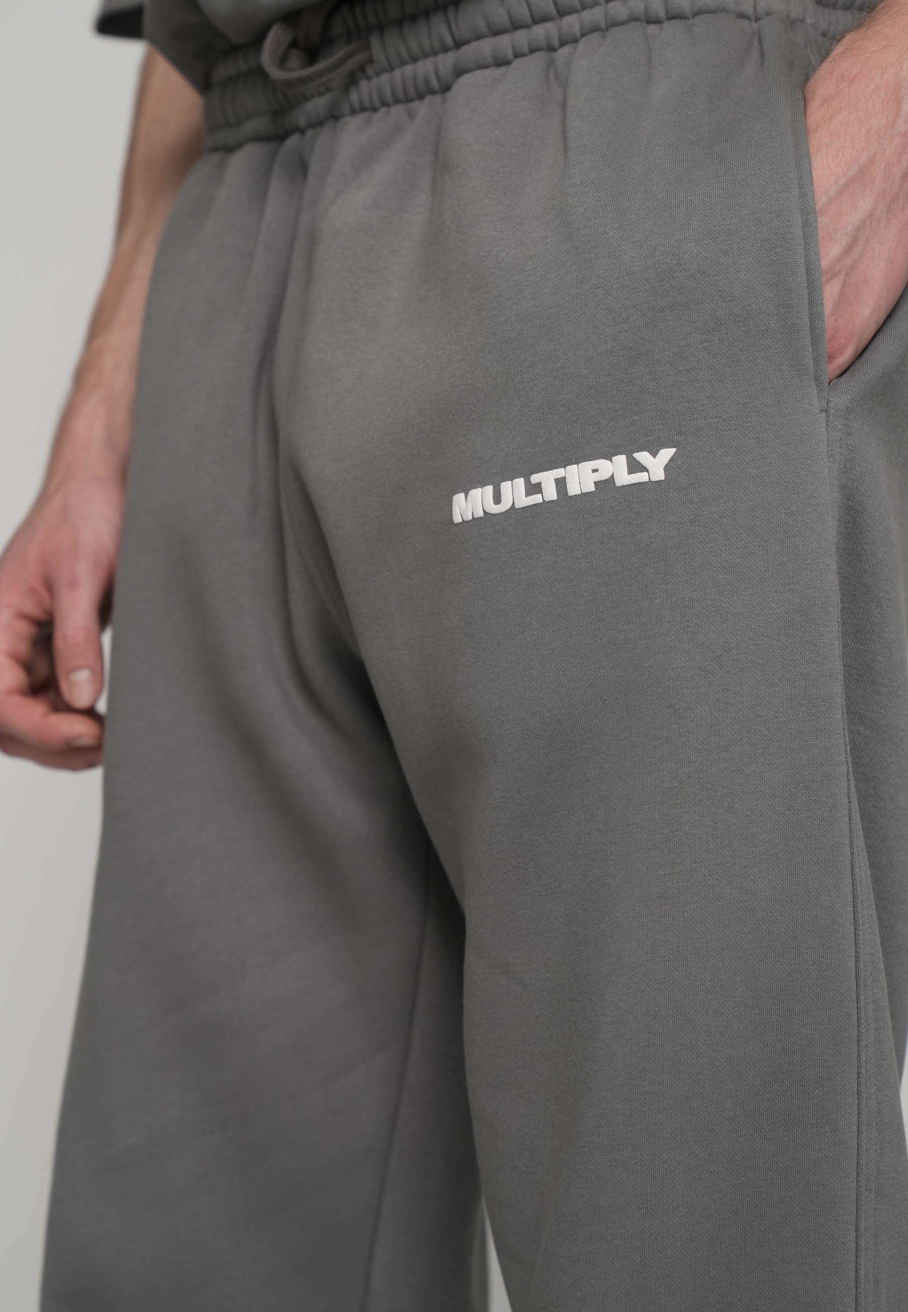 Jogger MULTIPLY Gargoyle